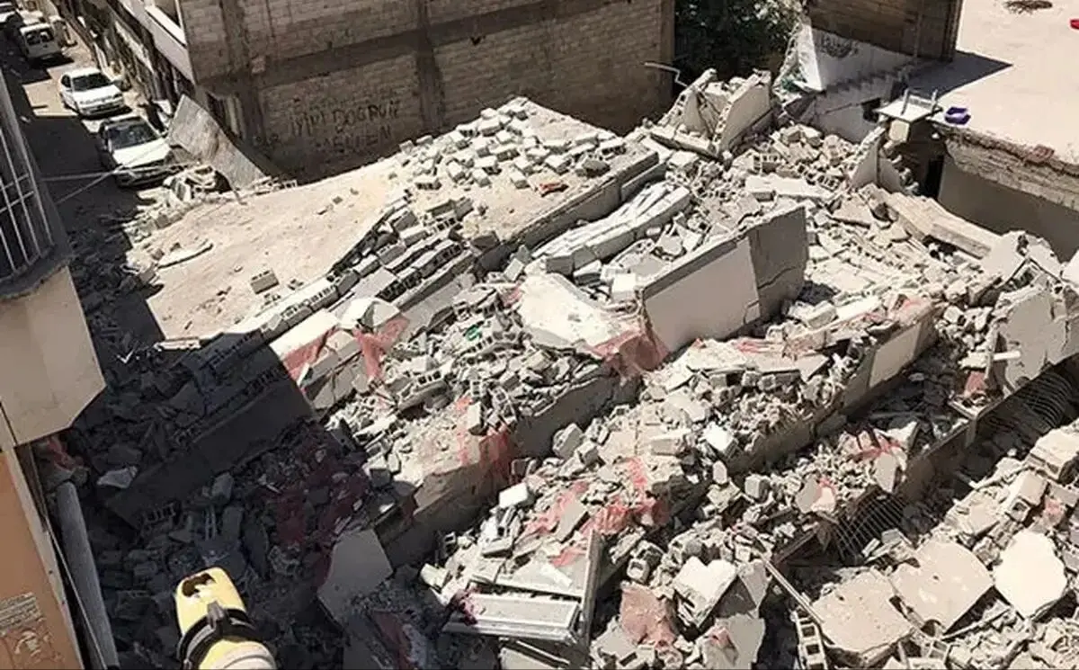 علت ریزش ساختمان ۲ طبقه در کوی علوی اهواز چه بود؟ 