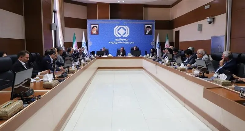 سلسله نشستهای خبرگی؛ محفلی برای نقد کارشناسانه صنعت بیمه است