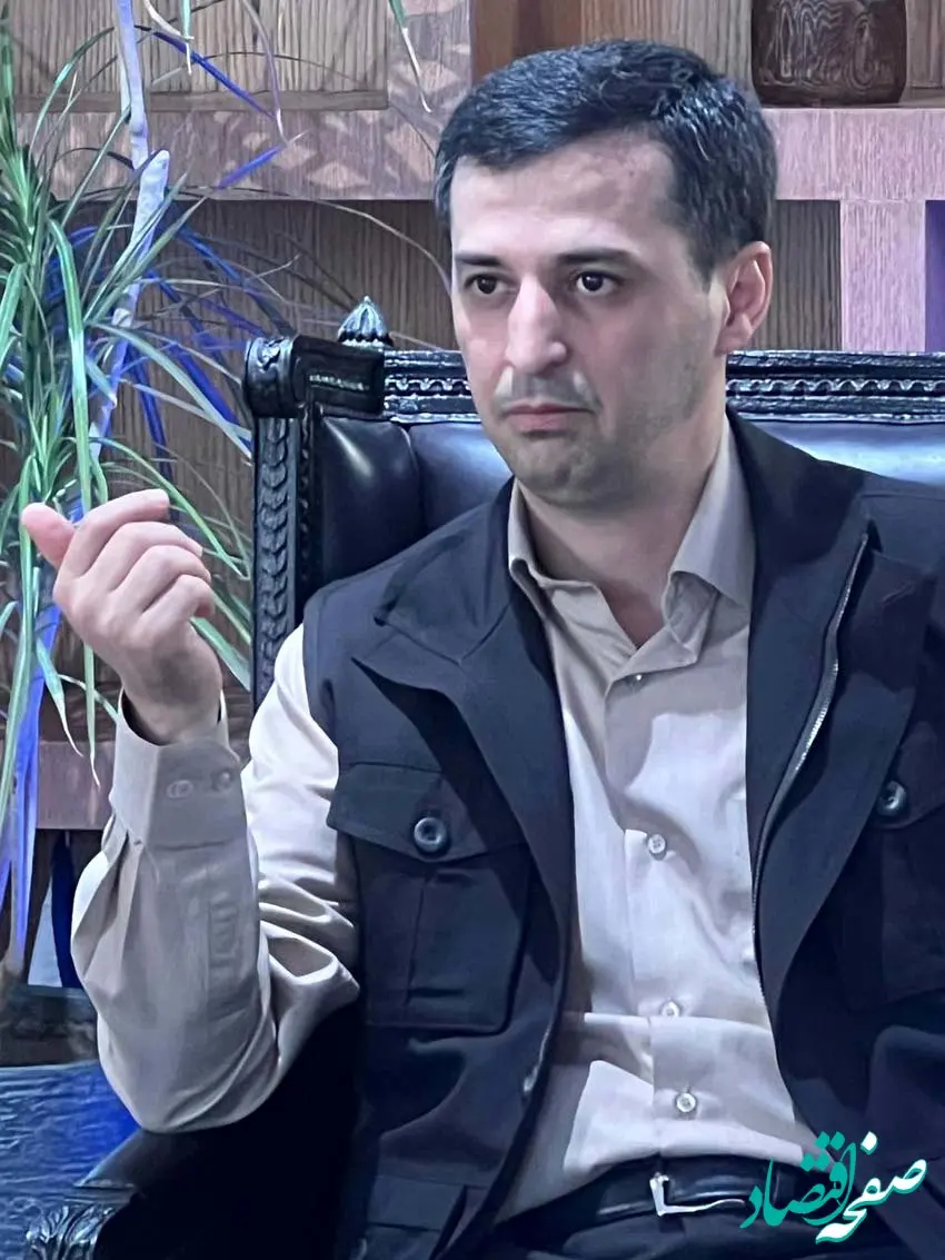 موفقیت شرکت چادرملو مدیون زحمات کارگران شریف است