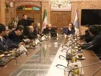 تأکید بر نقش راهبردی منطقه آزاد ماکو در توسعه کریدورهای حمل‌ونقل کشور در دیدار معاون وزیر راه با استاندار آذربایجان‌غربی