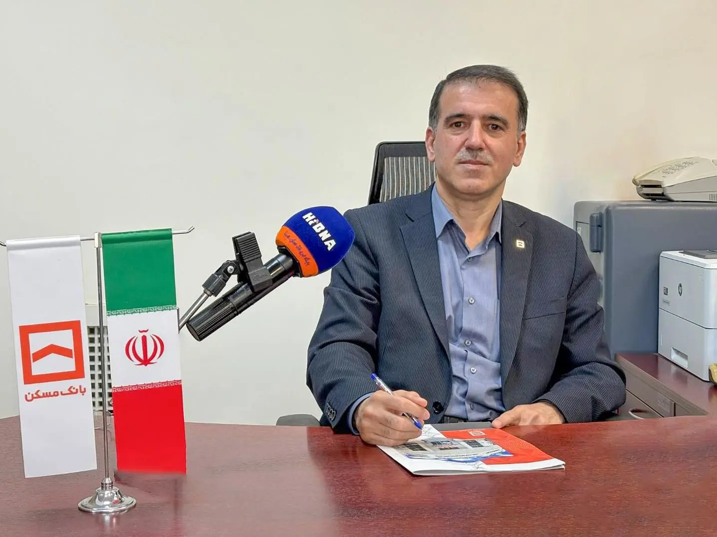 بانک مسکن ۲۷,۰۰۰,۰۰۰,۰۰۰,۰۰۰ به پروژه های نهضت ملی همدان تزریق کرد