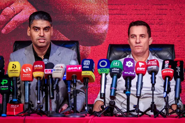 آتش زیر خاکستر در پرسپولیس؛ کنایه‌های حدادی، انفجار در رختکن؟