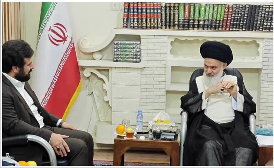 دیدار مدیرعامل پتروشیمی زاگرس با آیت الله حسینی بوشهری