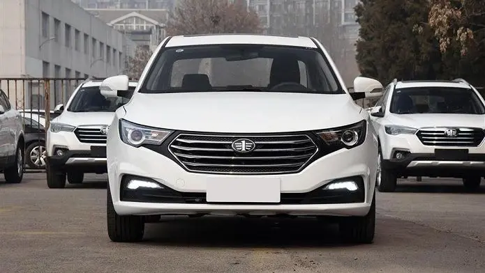 جدول قیمت خودرو‌های شرکت بهمن موتور امروز چهارشنبه ۵ فروردین ۱۴۰۵ اعلام شد