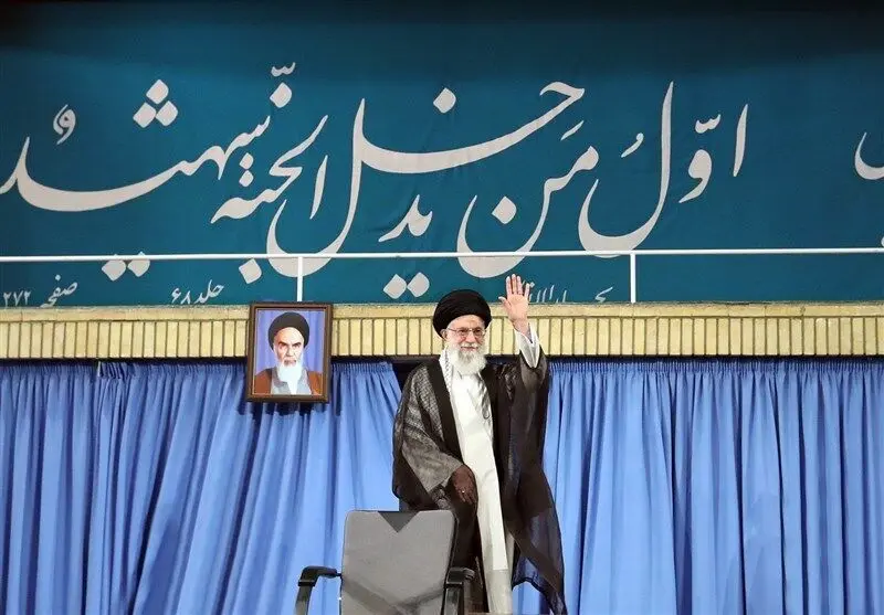 عکس | ابراز احساس خیلی خاص یک نوجوان به رهبر انقلاب 