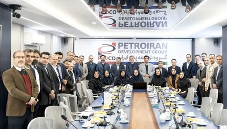 همزمان با هفته پژوهش،تجلیل از پژوهشگران برتر گروه توسعه پترو ایران