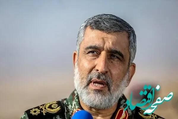 حاجی‌زاده: آمریکایی‌ها در اتاق شیشه‌ای نشسته‌اند