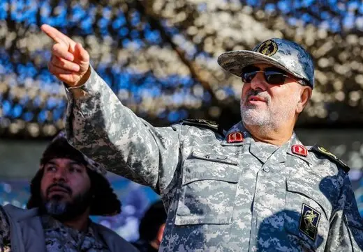 دیدار فرمانده نیروی زمینی سپاه از مرزهای غربی کشور / آماده باش کامل در مرزهای غربی + عکس 