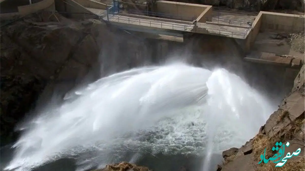 نماینده مجلس: آب فروشی، مشکل اصلی بحران آب در کشور +(ویدئو) 