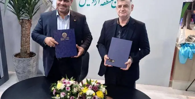 امضای تفاهمنامه همکاری بین کانون جهانگردی و اتومبیلرانی و سازمان منطقه آزاد کیش