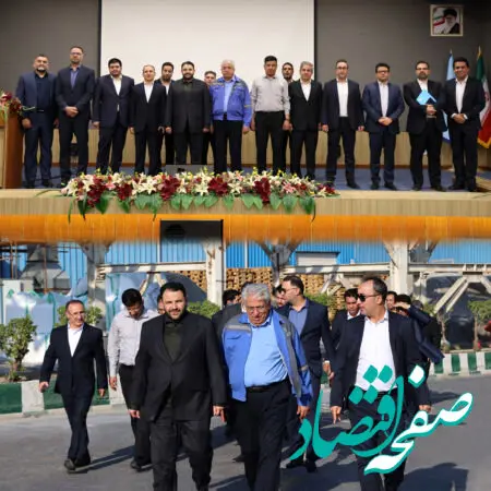 بازدید مدیرعامل بانک شهر و هیات همراه از پتروشیمی شهید تندگویان