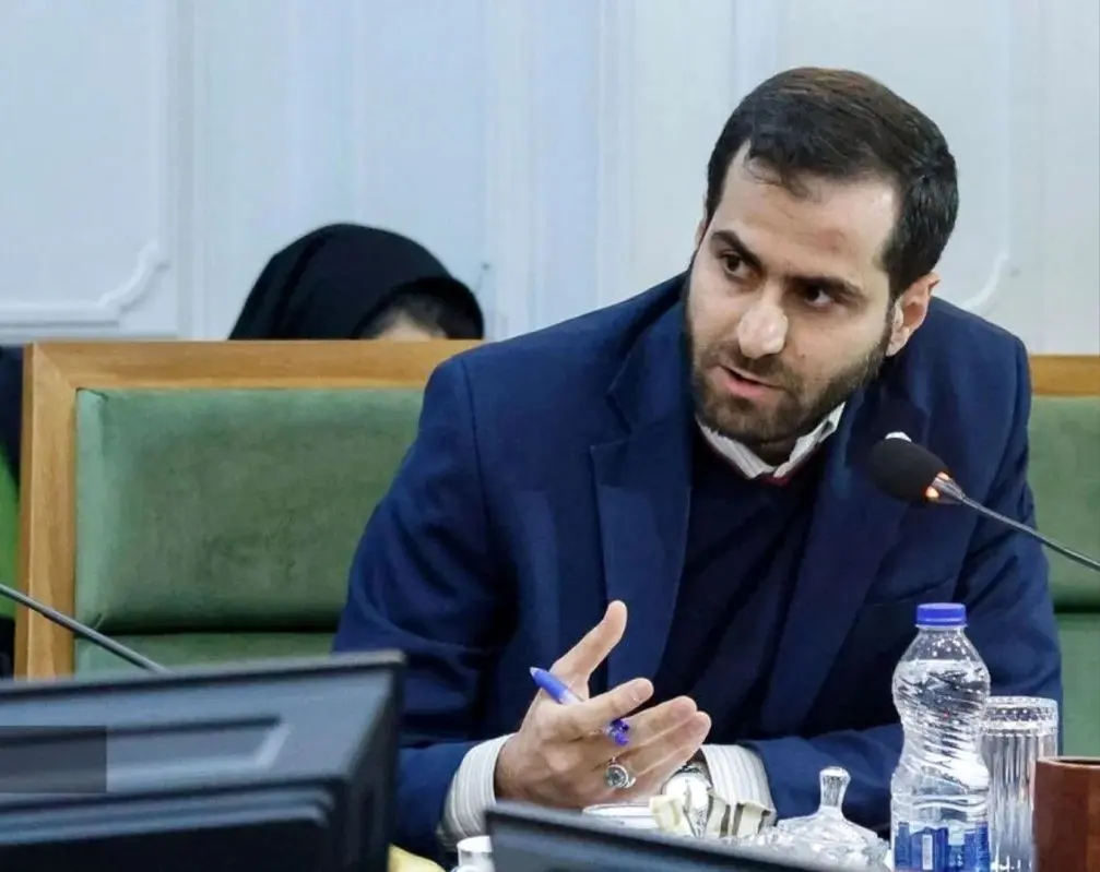 در نشست هم اندیشی مدیران صنعت پتروشیمی با وزیر نفت: حیدرزاده دستاوردها و پیشنهادات آریاساسول را در این حوزه مطرح کرد