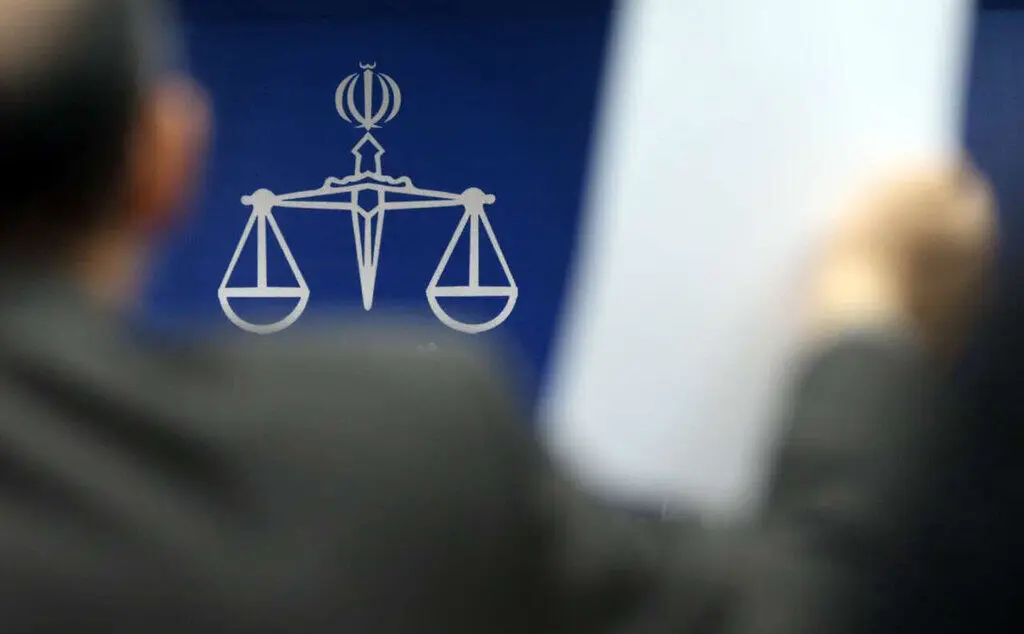 محمد رستمی صفا بدهکار کلان بانکی که حکم او صادر شد، کیست؟ | ماجرای کلاهبرداری گروه رستمی صفا
