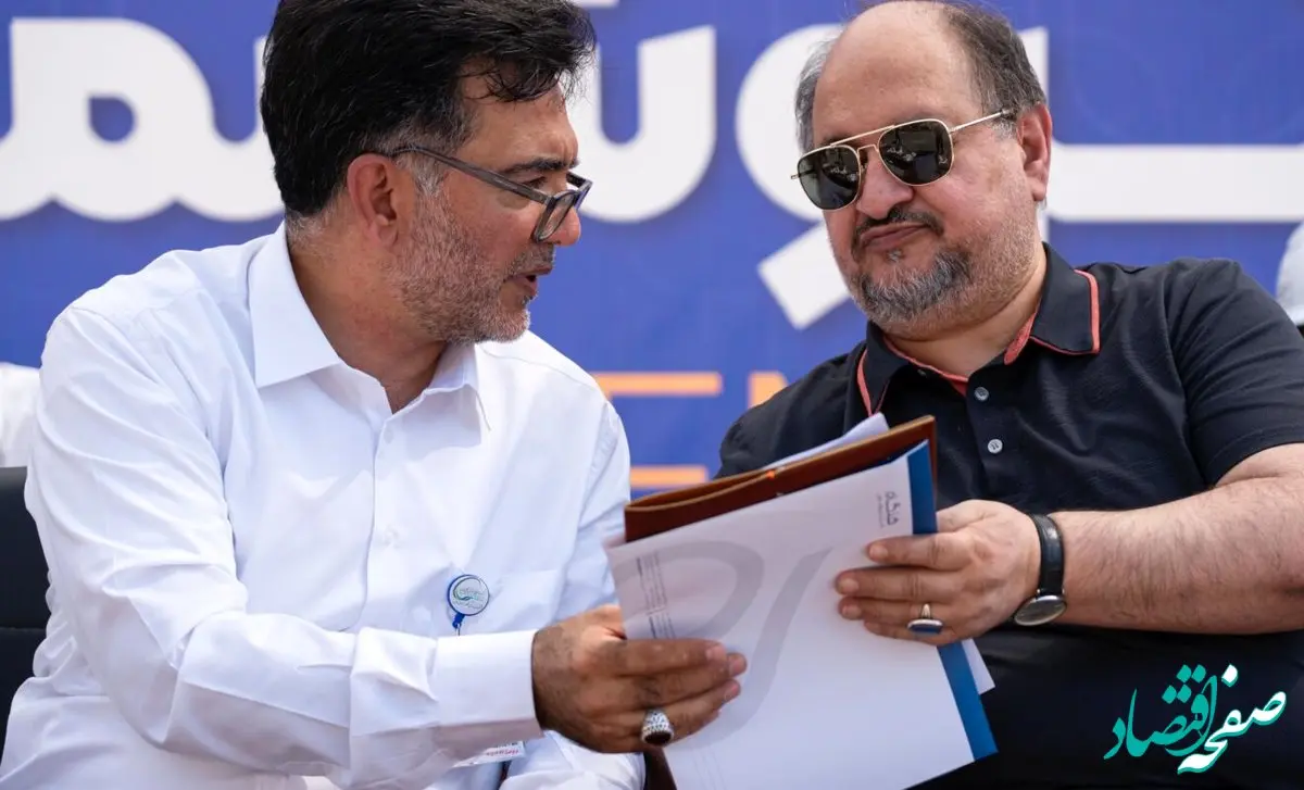 آغاز عملیات نصب و راه‌اندازی رآکتور اوره شرکت پتروشیمی هنگام با حضور شریعتمداری