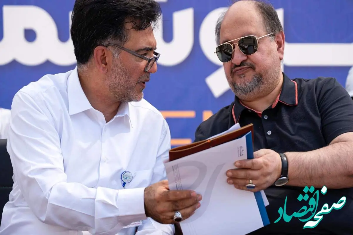 آغاز عملیات نصب و راه‌اندازی رآکتور اوره شرکت پتروشیمی هنگام با حضور شریعتمداری