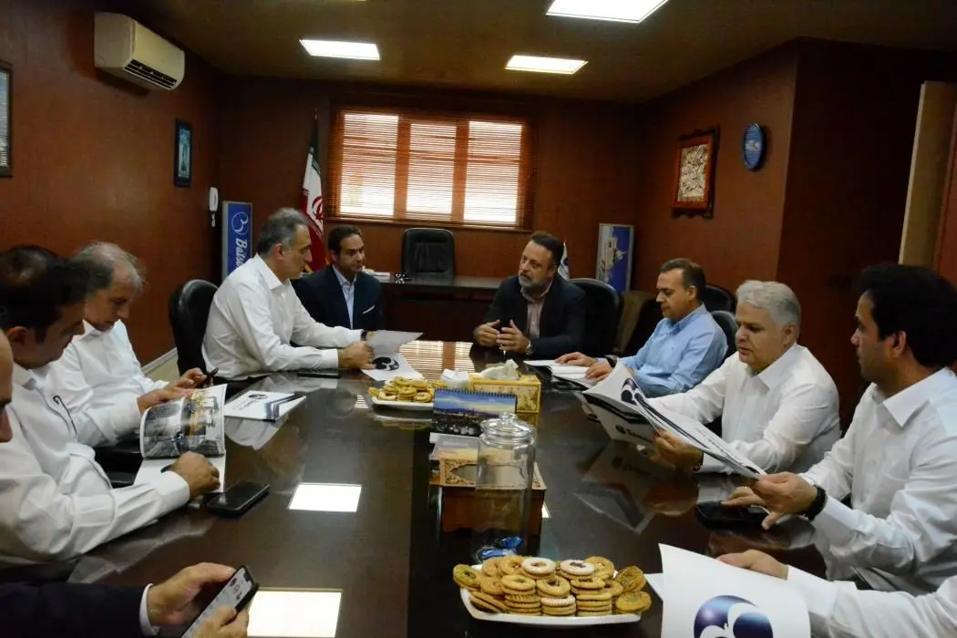 بازدید راهبردی مدیران ارشد بانک صنعت و معدن از سه واحد تولیدی تامین مالی شده این بانک در حاشیه نمایشگاه کیش اینوکس ۲۰۲۵