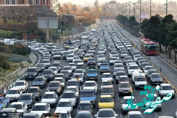  توصیف وضعیت خودروها در خیابان های ایران از نگاه شرق الاوسط