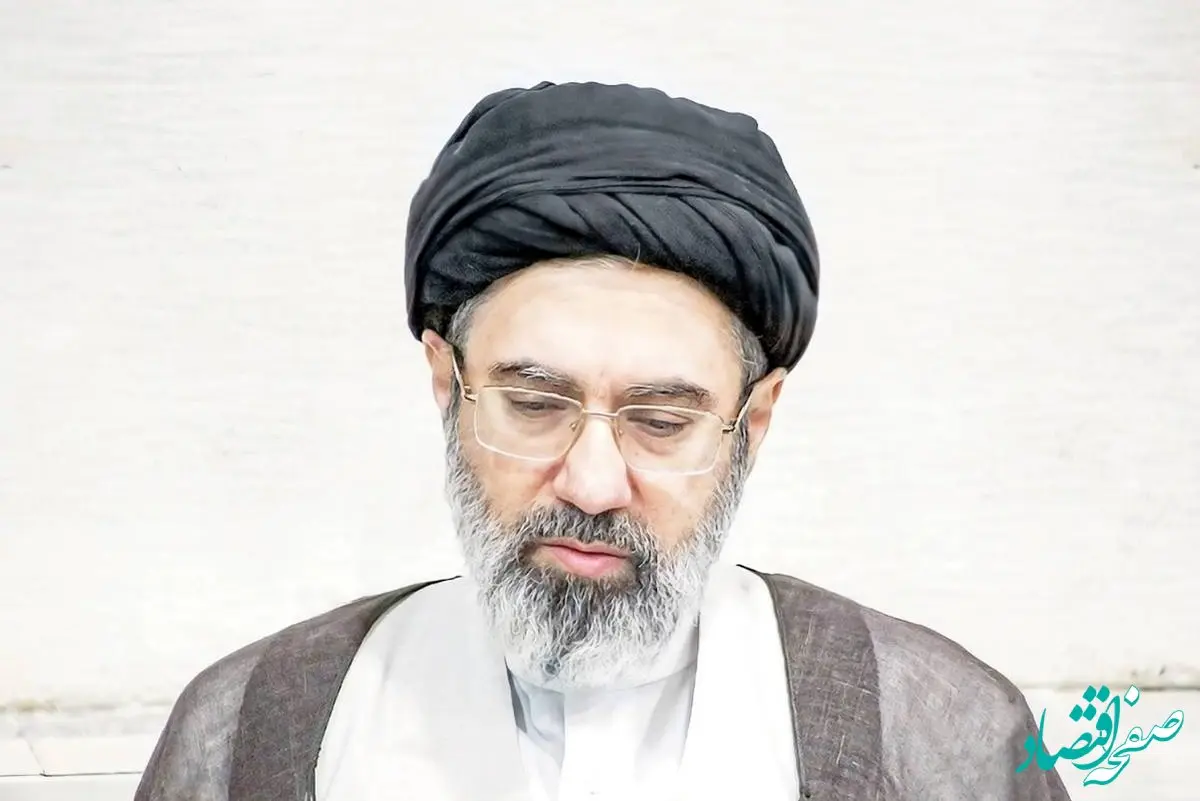 یادداشتی درباره تعطیلی کلاس درس خارج و فقه سیّد مجتبی خامنه‌ای