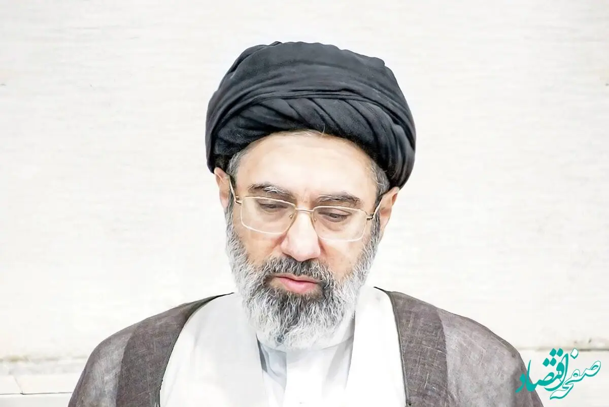 یادداشتی درباره تعطیلی کلاس درس خارج و فقه سیّد مجتبی خامنه‌ای