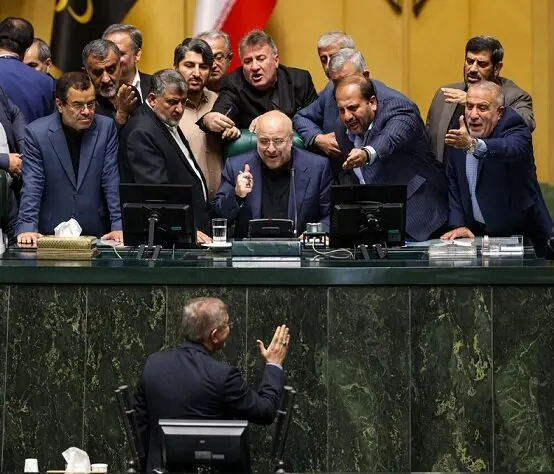 فشار نمایندگان به رئیس مجلس برای توقف بررسی لایحه برنامه هفتم | مصوبات کمیسیون تلفیق دستکاری شده است