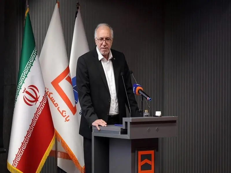 بانک مسکن پای کار مردم است