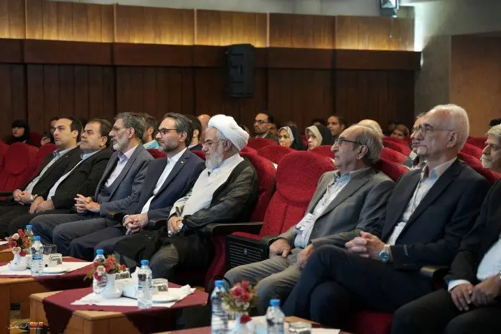 آغاز به کار نخستین کنفرانس ملی آهن سازی ایران