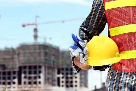 معضل حقوق کارگران / از قراردادهای غیررسمی تا پرداخت‌های معوقه / چرا کارگران به حقوق قانونی خود نمی‌رسند؟