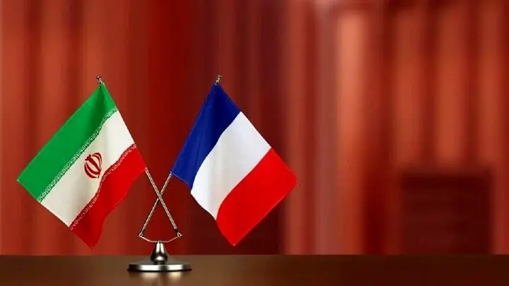 این دو جاسوس فرانسوی، خاک ایران را ترک کردند