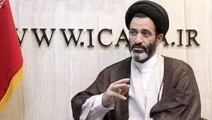 وزارت صمت باید بازار خودرو را آرام کند و از مصرف‌کننده حمایت شود