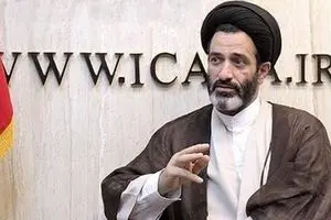 وزارت صمت باید بازار خودرو را آرام کند و از مصرف‌کننده حمایت شود