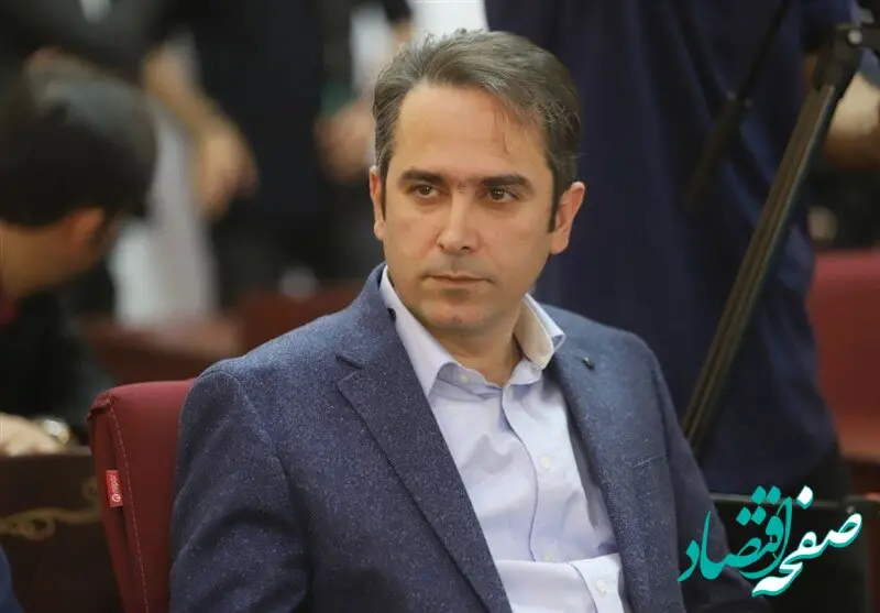خطیر در واکنش به اظهارات نکونام: به دشمن خوراک ندهید