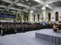 فیلم سخنان رهبر انقلاب در دیدار با زنان و دختران