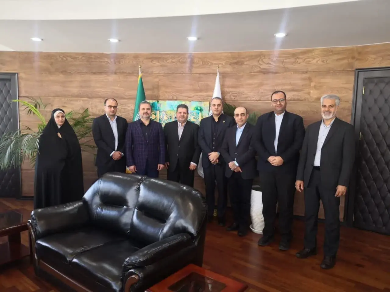 دیدار مدیرعامل بیمه ایران با منتخبی از خانواده شهدای بیمه ایران