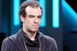 شکیب شجره بازیگر سینما و تئاتر به جنک کنونی در ایران: بی ایران هیچم