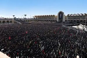 روایت 3 ، اقامه نماز بر پیکر رهبر شهید انقلاب در مصلای تهران؛ وداع باشکوه مردم با امام خامنه‌ای