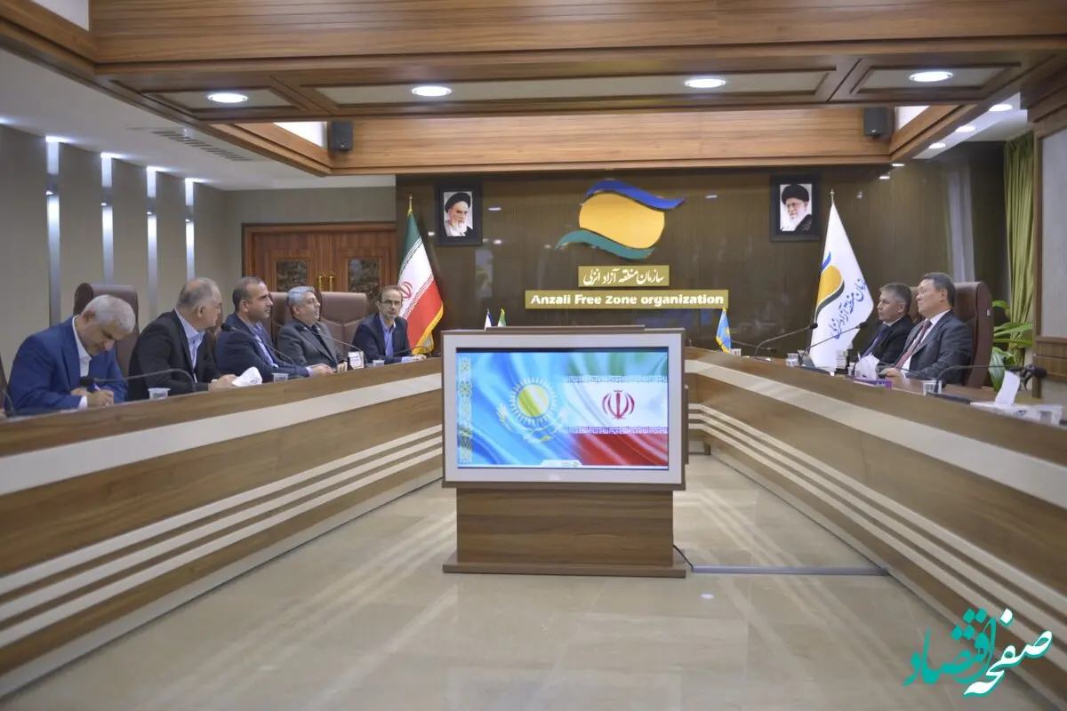 دیدار اونتالاپ اونالبایف، سفیر جمهوری قزاقستان در ایران با مدیرعامل سازمان منطقه آزاد انزلی و بررسی فرصت‌های ترانزیتی و سرمایه‌گذاری