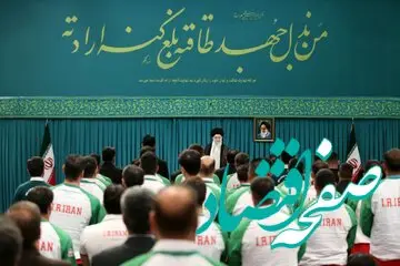 دیدار المپیکی ها با رهبر انقلاب + عکس