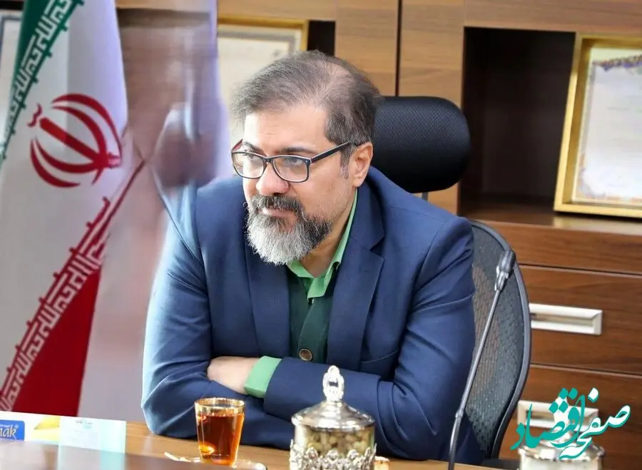 تغییر جدی در نگاه‌ نهاد ناظر به بازار سرمایه/ شاهد انتقال آسیب ناشی از سیاست انقباضی سیاست‌گذار پولی به بازار سرمایه هستیم/ اهداف بازارهای پول و سرمایه، باید به عنوان ۲ بال اقتصاد ایران هم‌گام و یک‌سو شود/ بازار سرمایه نیازمند مقررات زدایی است