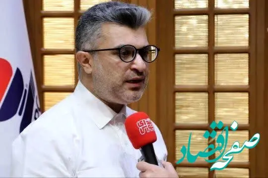 کارگران عمود خیمه تولید در پتروشیمی پردیس هستند