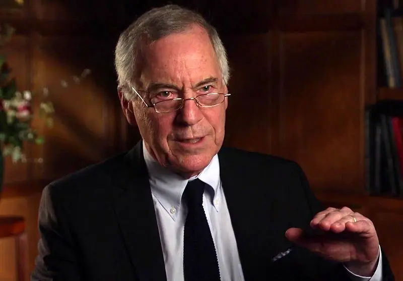 استاد دانشگاه آمریکا: محاصره نفتی آمریکا علیه ایران شکست خواهد خورد