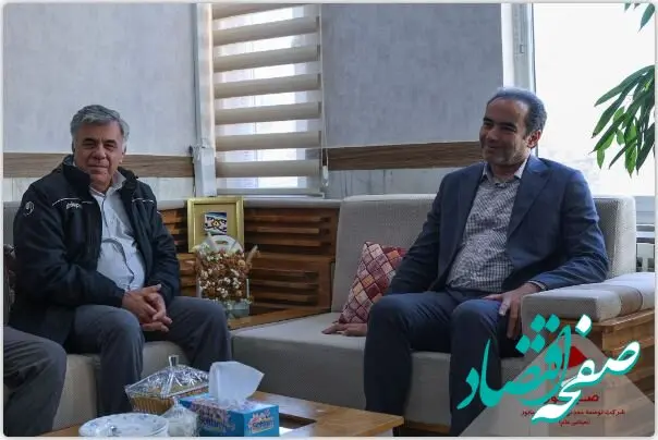 تأکید بر توسعه متوازن، مسئولیت اجتماعی عادلانه و رفع محرومیت‌ها