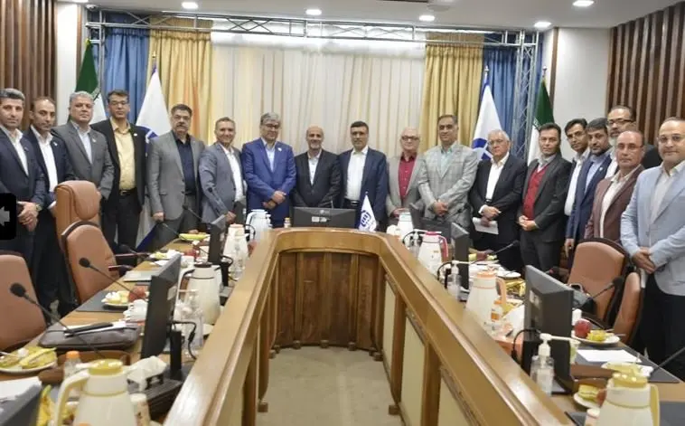 نشست سرپرست بیمه آسیا و شبکه فروش