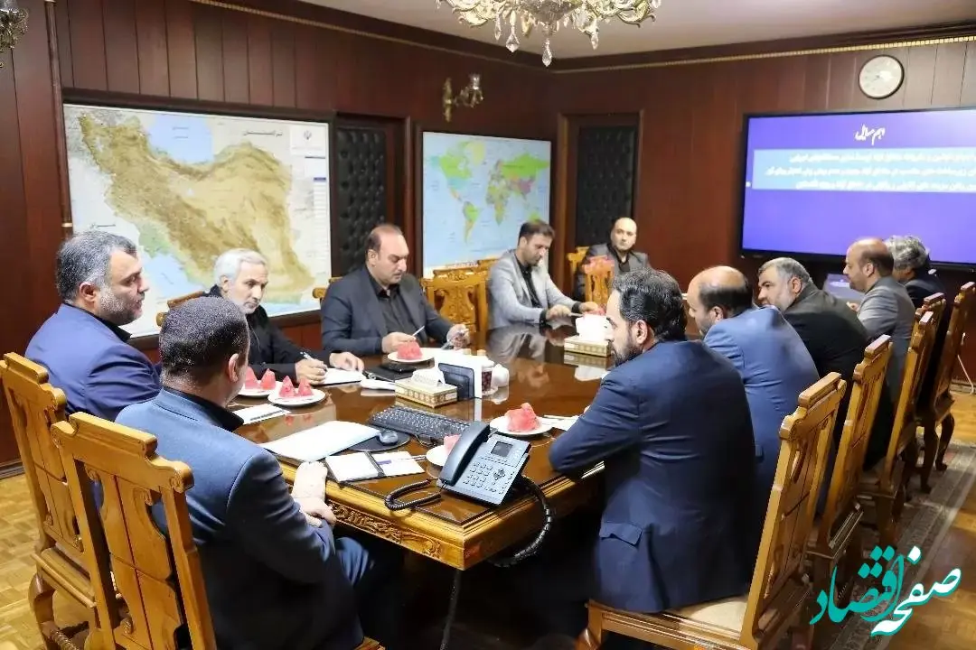 بررسی نظام مسائل مناطق آزاد در نشست دبیر شورای‌عالی با هیأت رئیسه فراکسیون مناطق آزاد مجلس