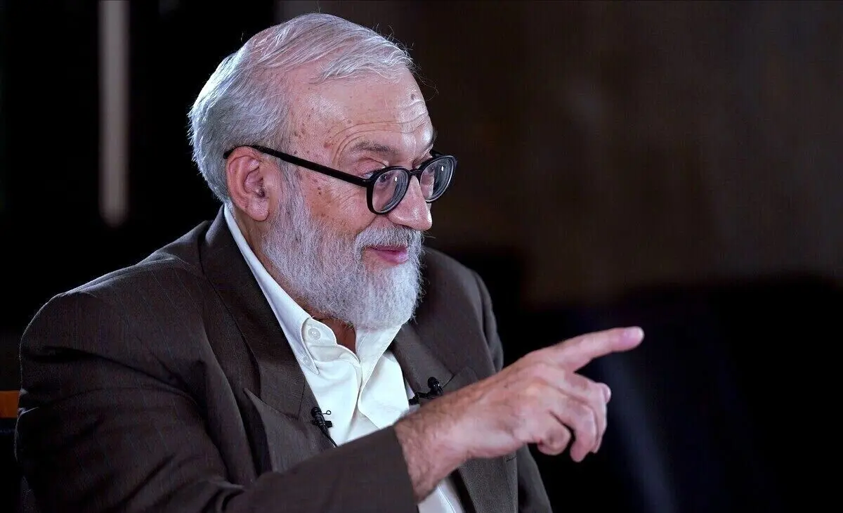 لاریجانی: آمریکا برای مذاکره کردن در حال التماس است