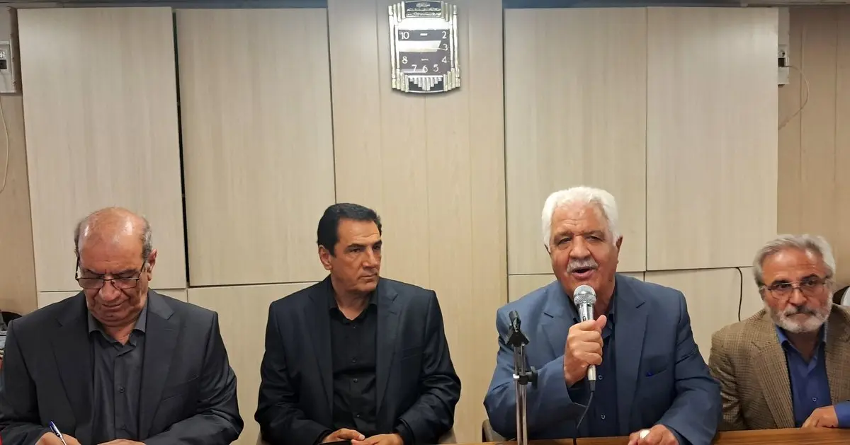 پرداخت معوقات فروردین ماه در دستور کار کانون های بازنشستگان