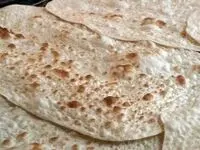 عرضه نان در کمپ چادری و منطقه مرجان در نوروز 1403