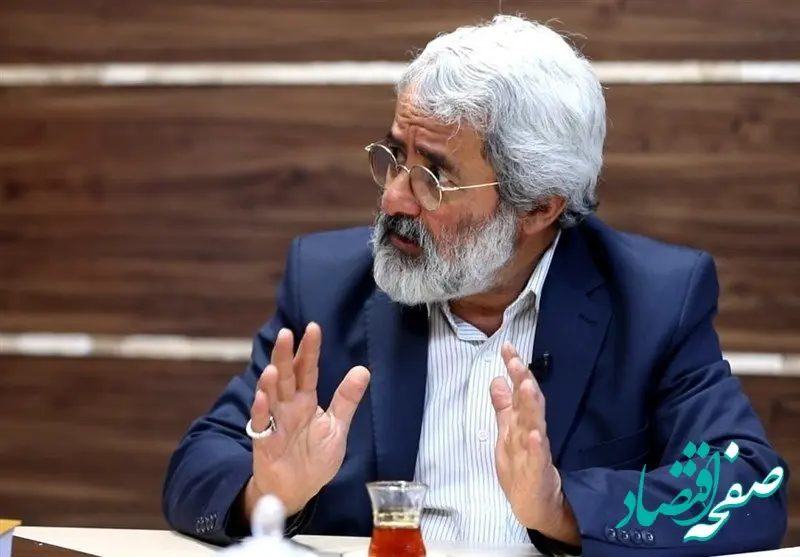 سلیمی‌نمین: مواضع دوگانه و ادبیات تند کوچک‌زاده به بحران‌های کشور دامن می‌زند