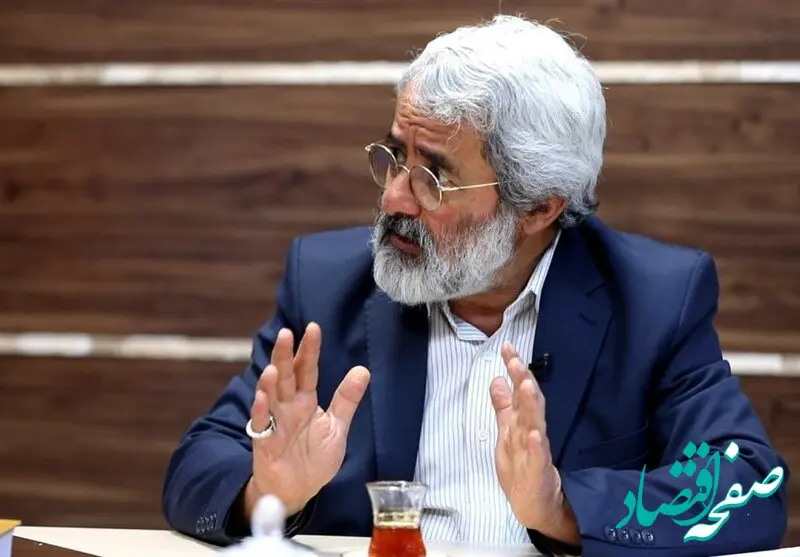 سلیمی‌نمین: مواضع دوگانه و ادبیات تند کوچک‌زاده به بحران‌های کشور دامن می‌زند