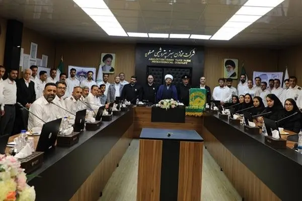 حضور کاروان زیر سایه خورشید در شرکت مخازن سبز پتروشیمی عسلویه