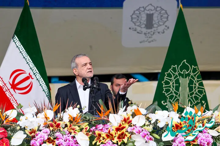 راه دیپلماسی را براساس جهت‌گیری رهبری پیش گرفته‌ایم/اعتراض، نعمت است